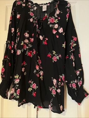 American Rag Black Floral Tie-Neck Tunic with Pink Roses